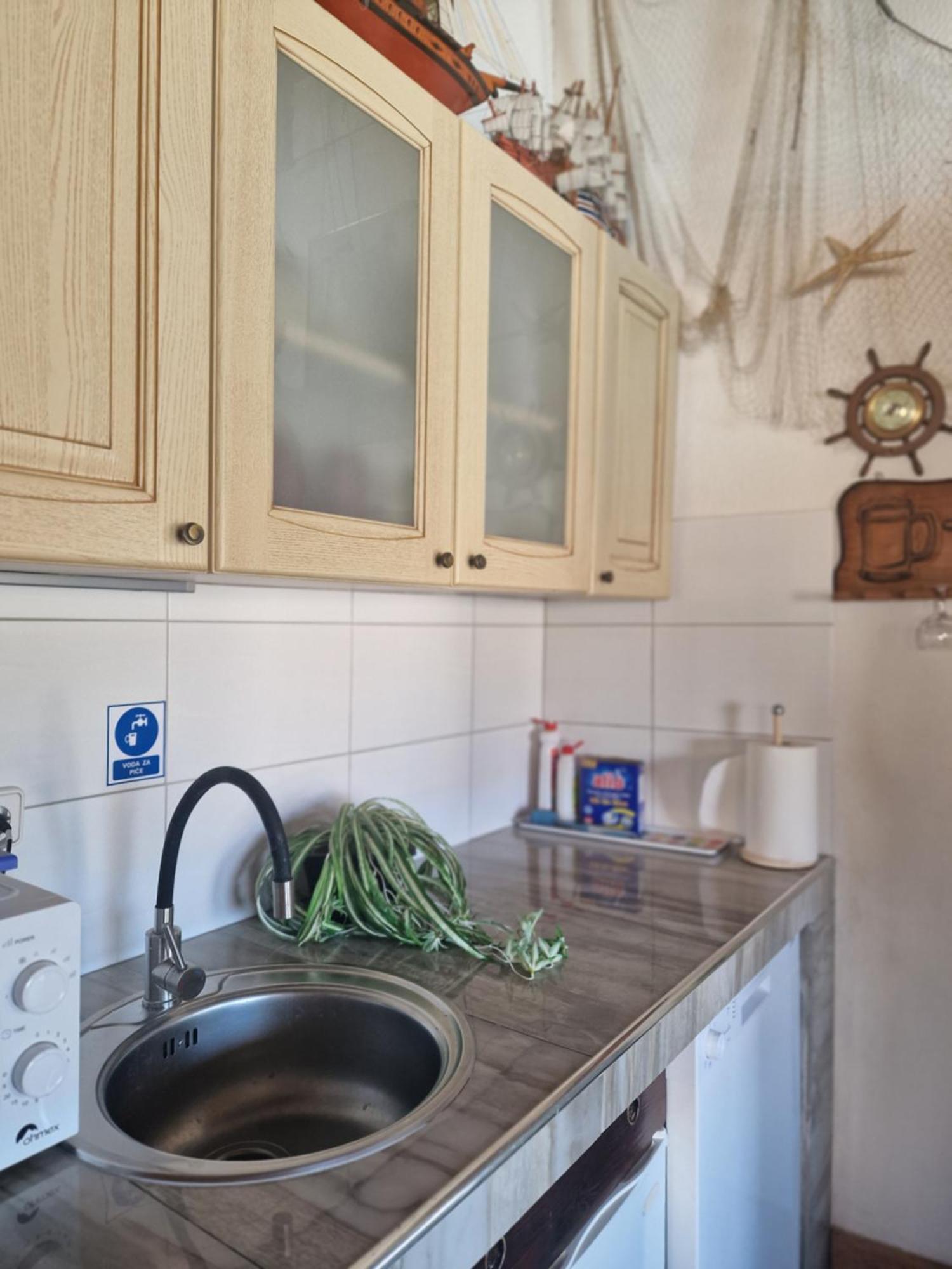 Luxury Apartments Silva With Sea View Округ Горни Екстериор снимка